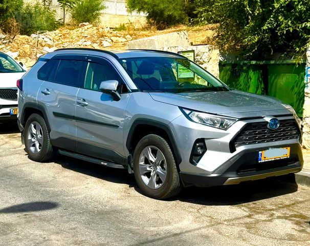 מודעת רכב טויוטה RAV4