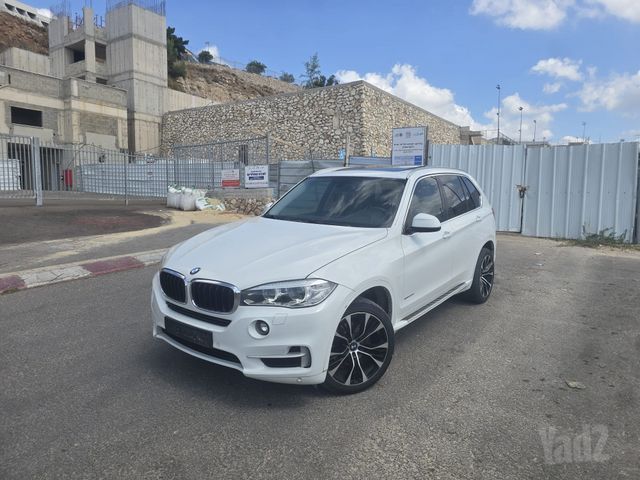 ב מ וו X5