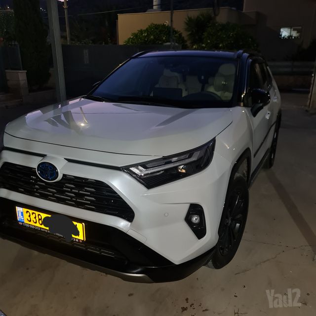 מודעת רכב טויוטה RAV4