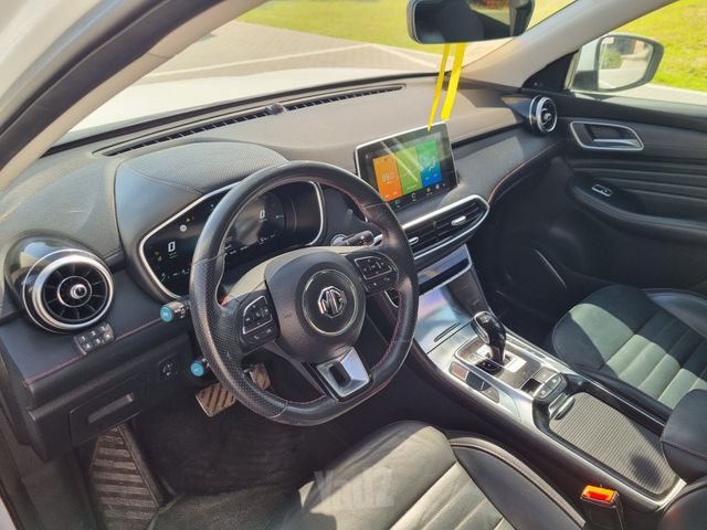 אם ג'י EHS PHEV