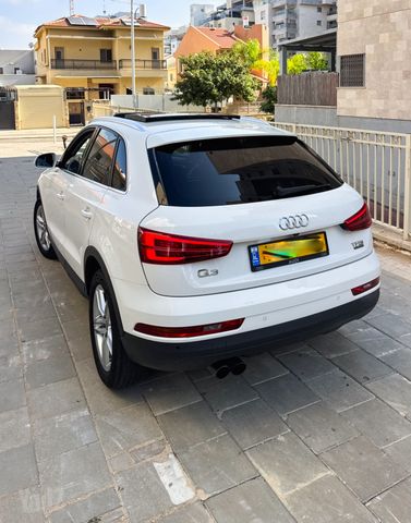 אאודי Q3