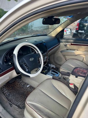 סנטה פה 4X4 Luxury אוט׳ בנזין ג'יפ שטח קשוח 2.7 (189 כ״ס)
