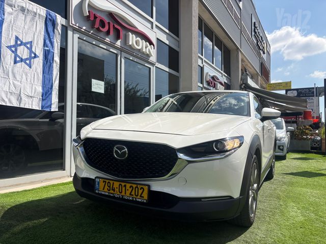 מאזדה CX-30