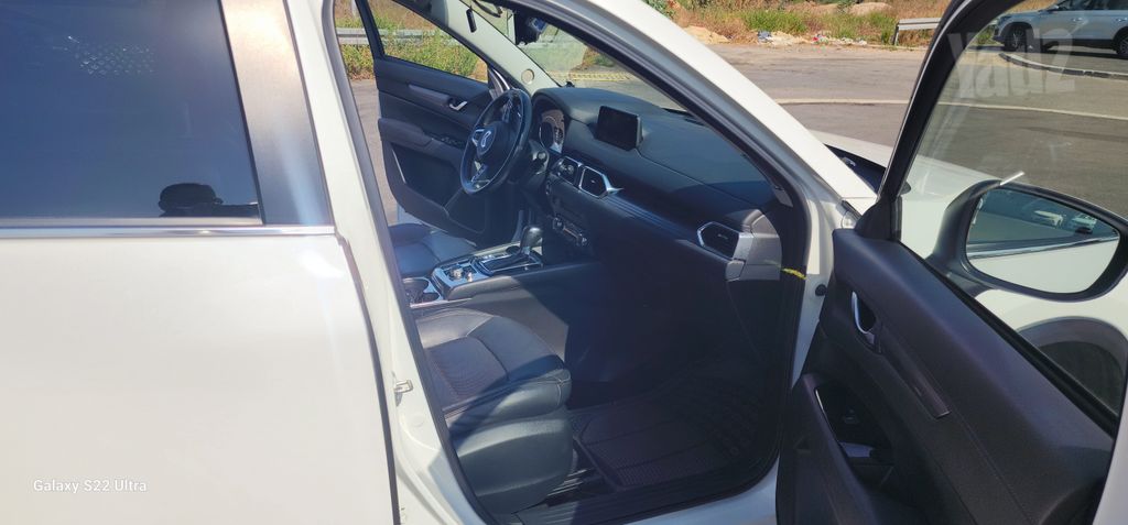 מודעת רכב מאזדה CX-5