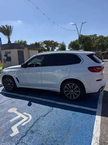 ב מ וו X5