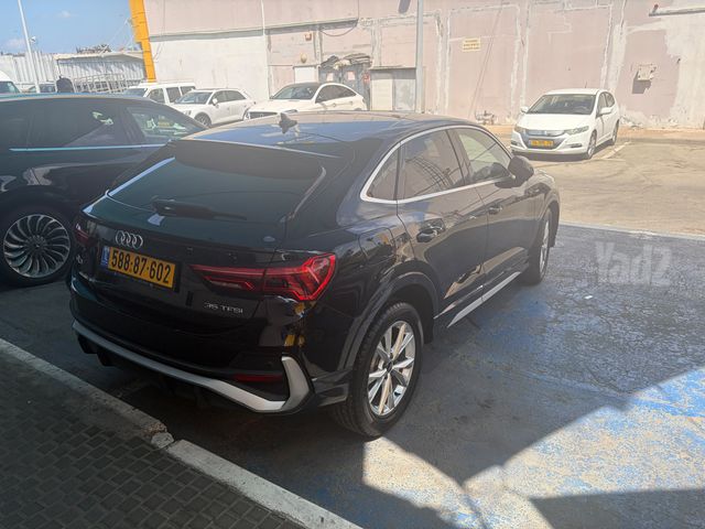 אאודי Q3