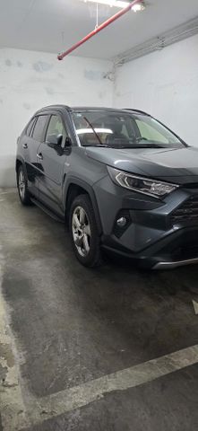 טויוטה RAV4