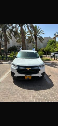 שברולט טראוורס