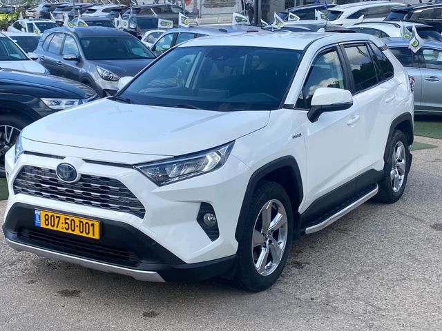 מודעת רכב טויוטה RAV4