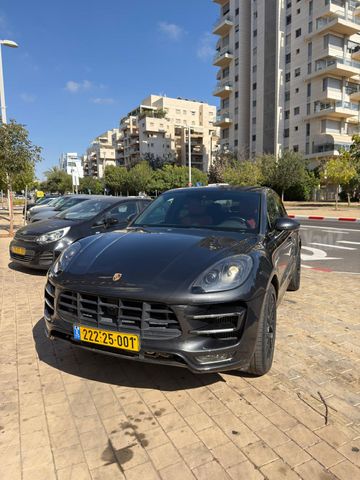 פורשה מקאן