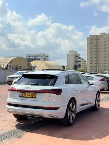 אאודי E-tron