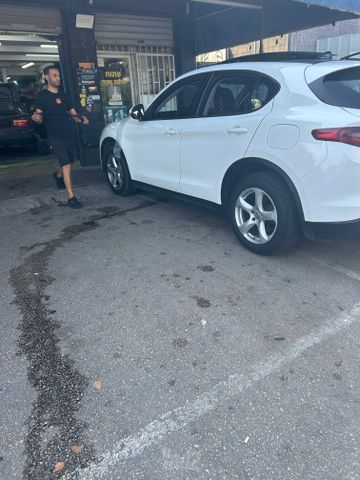 אלפא רומיאו סטלביו