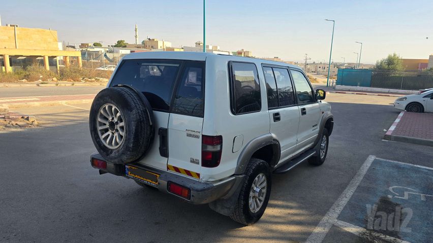 מודעת רכב איסוזו טרופר