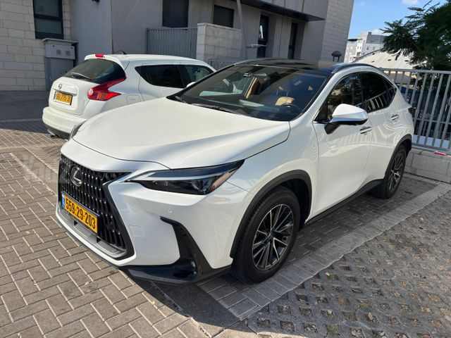 לקסוס NX