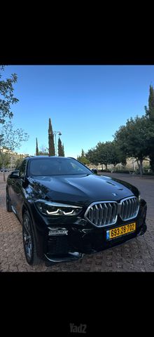 ב מ וו X6