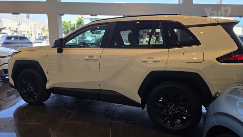 טויוטה RAV4