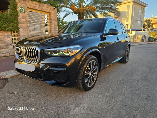 ב מ וו X5