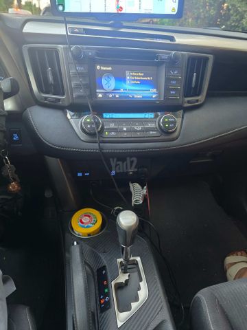 טויוטה RAV4
