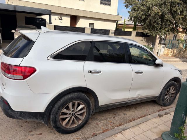 קיה סורנטו