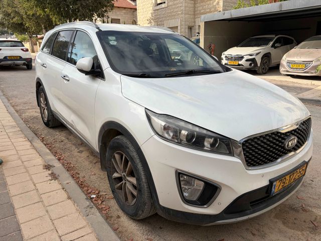 קיה סורנטו