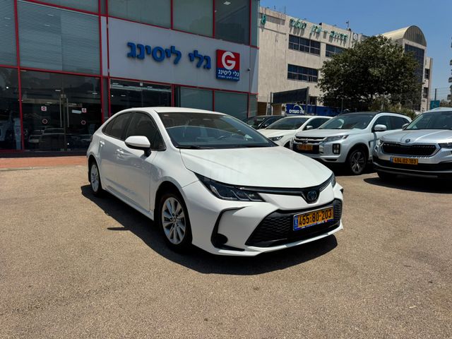 טויוטה קורולה