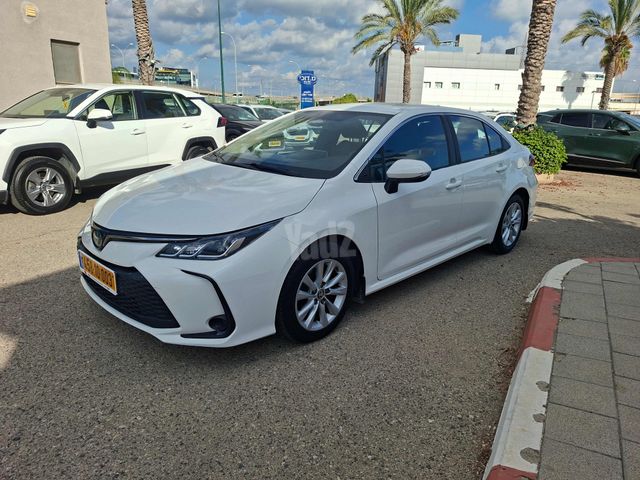 טויוטה קורולה