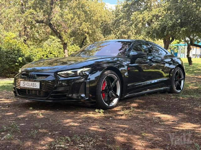 מודעת רכב אאודי RS E-tron GT