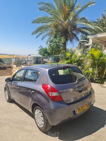 יונדאי i20