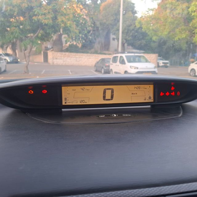 סיטרואן C4
