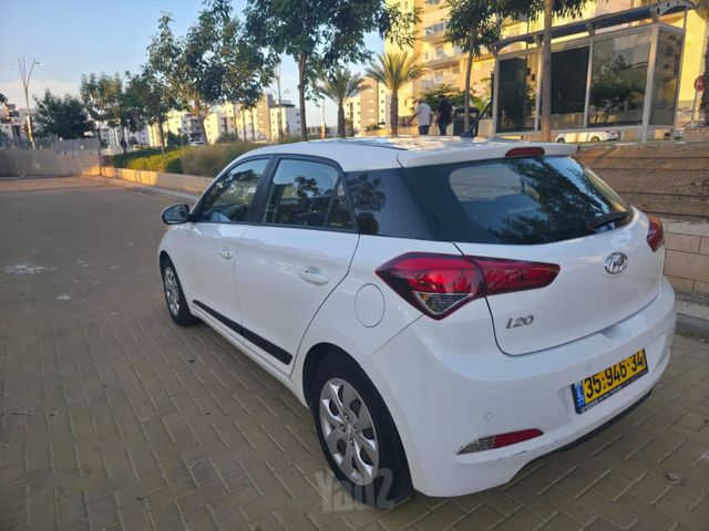 יונדאי i20