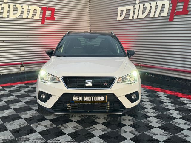 סיאט ארונה