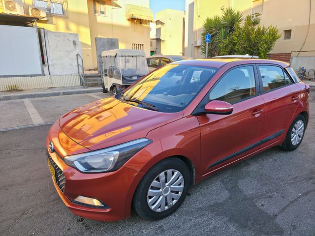 יונדאי i20