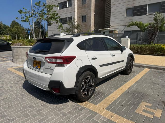 סובארו XV