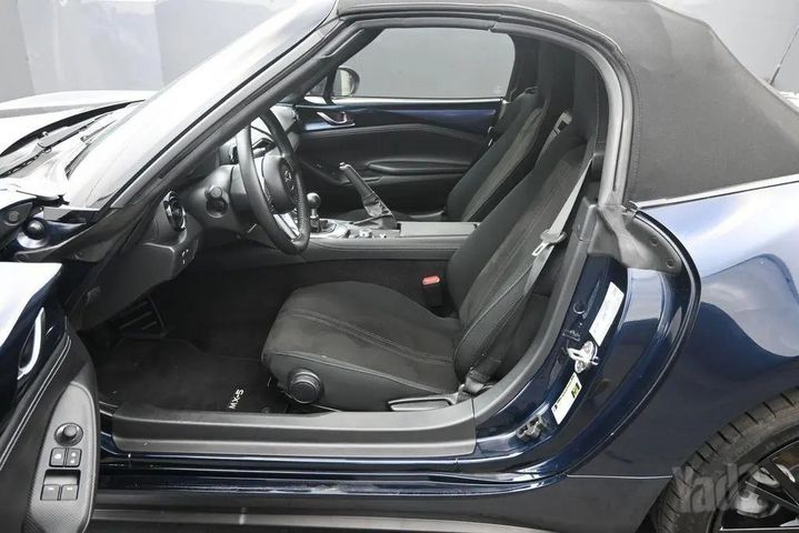 מאזדה MX-5