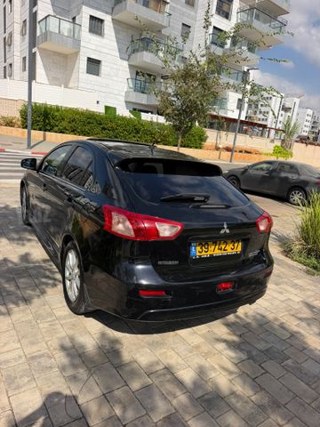 מיצובישי לנסר