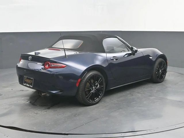 מודעת רכב מאזדה MX-5 1