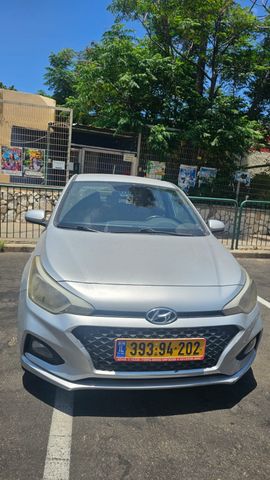 מודעת רכב יונדאי i20