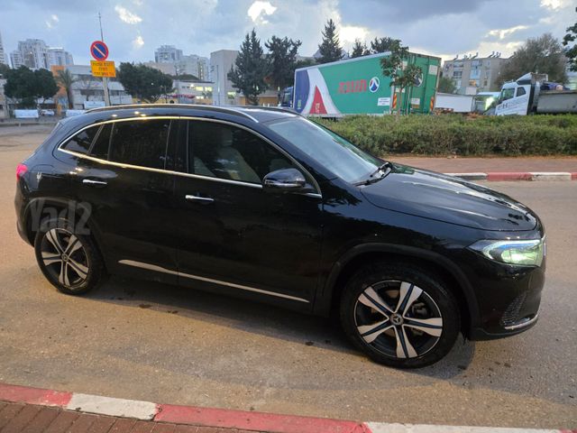 מרצדס-בנץ EQA