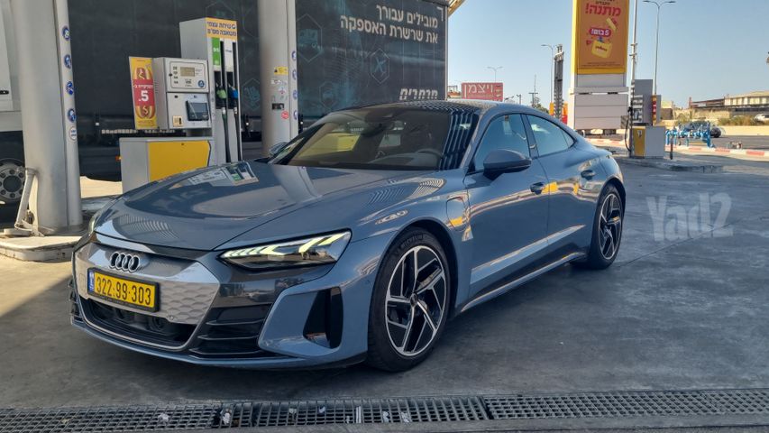 אאודי E-tron GT