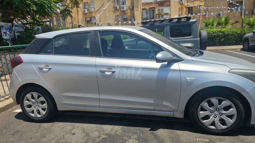 יונדאי i20