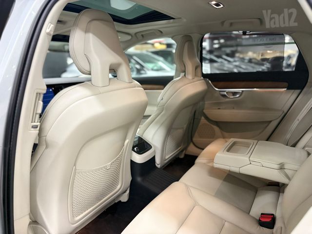 וולוו S90