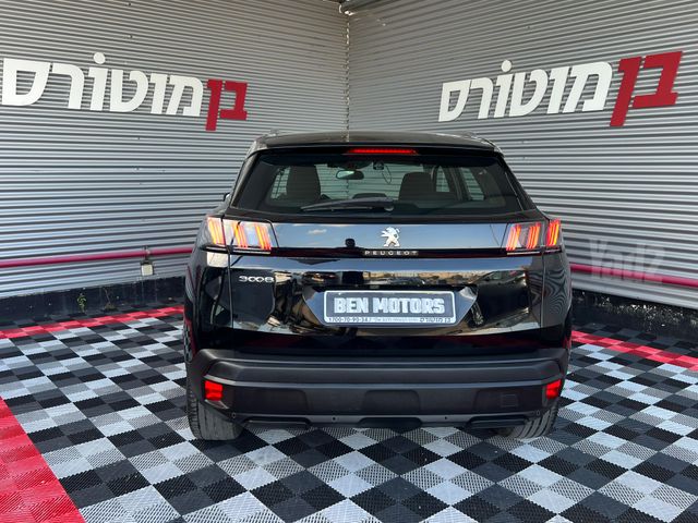פיג'ו 3008