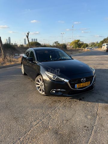 מאזדה 3