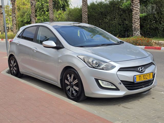יונדאי i30