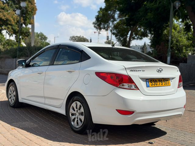 יונדאי אקסנט i25