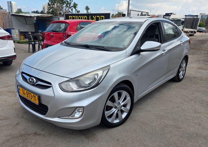יונדאי אקסנט i25
