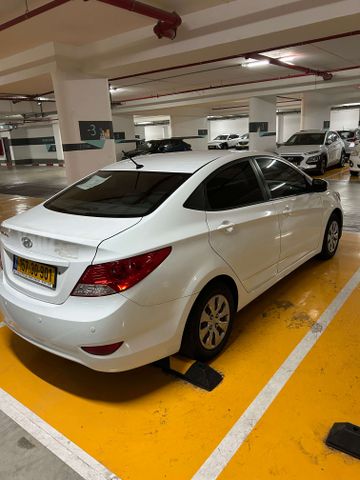 יונדאי אקסנט i25