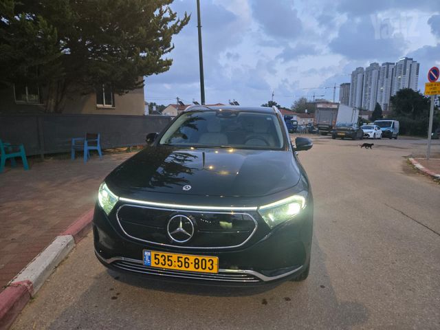 מודעת רכב מרצדס-בנץ EQA