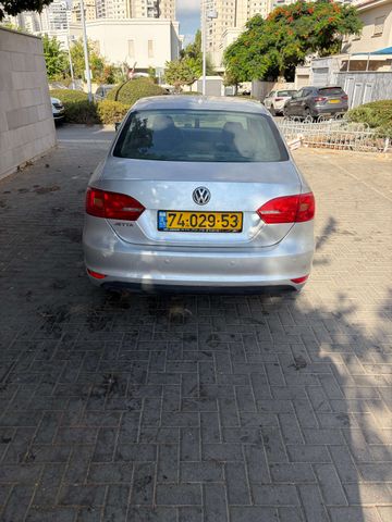פולקסווגן ג'טה