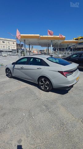 יונדאי אלנטרה